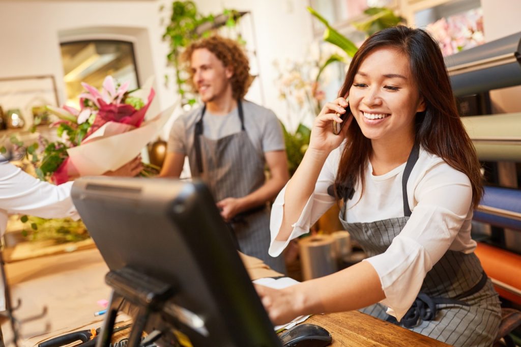 Retail employee engagement payroll software for retail (5)